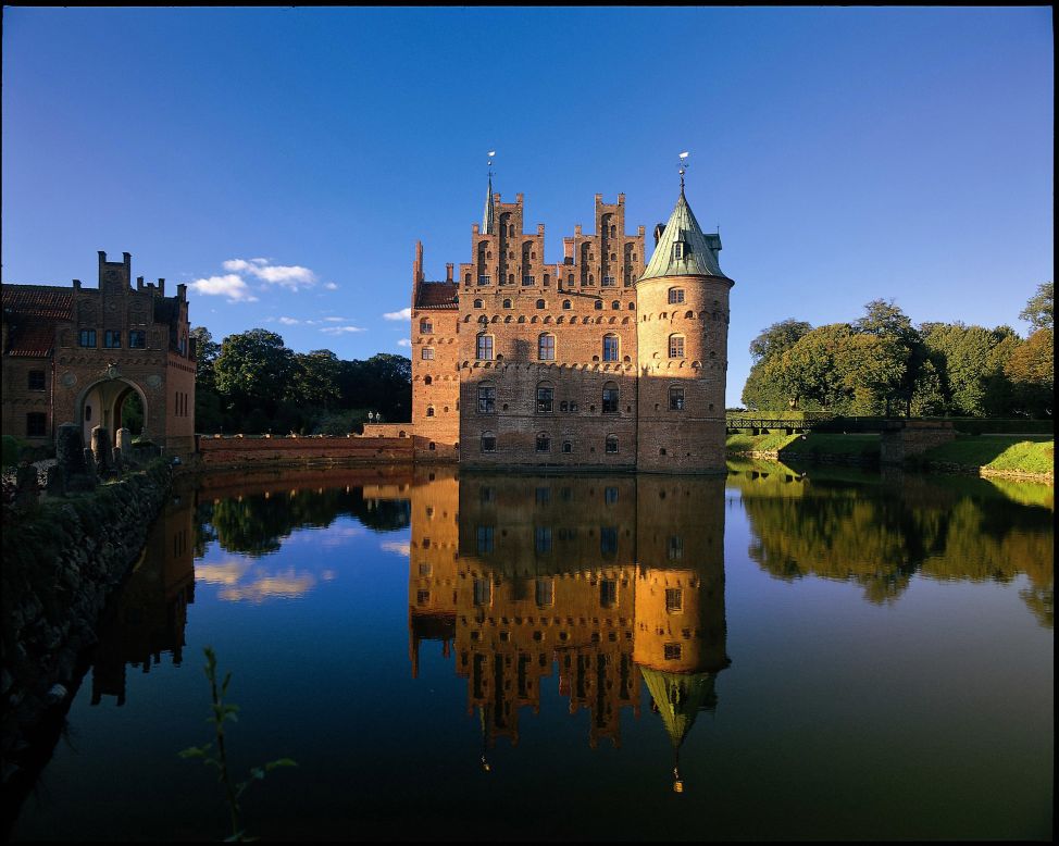 This 450-year-old building is famous for being Europe's best-preserved Renaissance water castle. It's surrounded by moats and includes beautiful gardens that are home to 104 different plant species. The gardens won the Europe Garden Award in 2012.<br /><a href="http://www.egeskov.dk/en" target="_blank" target="_blank"><em>Egeskov Castle</em></a><em>, Egeskov Gade 18, 5772 Kværndrup, Denmark; +45 6227 1016</em><br /><a href="http://travel.cnn.com/12-fabulous-gardens-082376"><em>More: What a wonderful world -- 12 fabulous gardens</em></a>