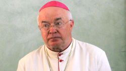 [File photo] The Vatican's envoy to the Dominican Republic Jozef Wesolowski in Santo Domingo, on August 12, 2011.