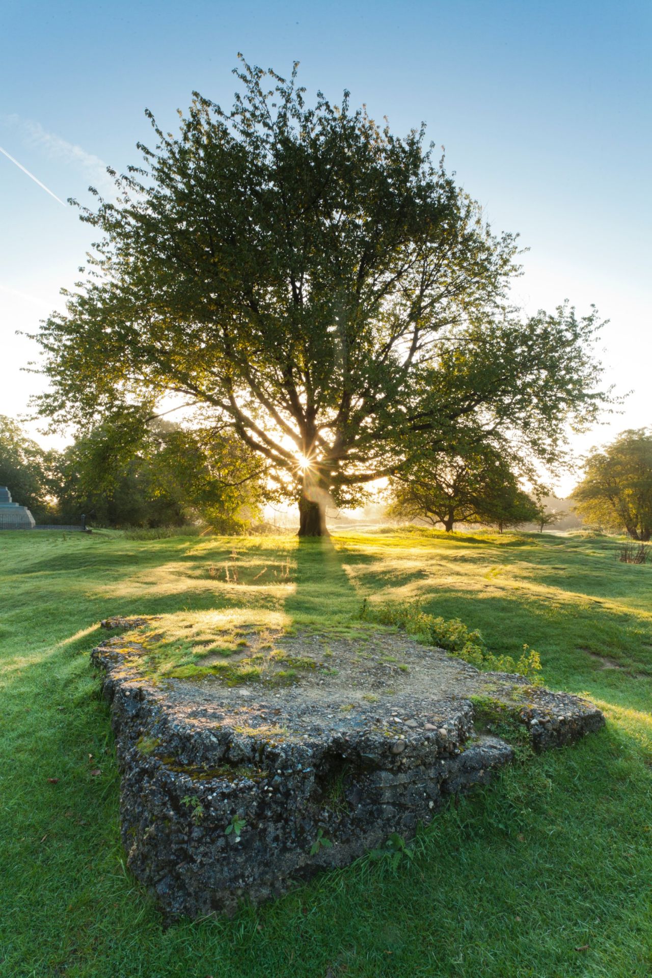 Just outside of Ypres, Hill 60 was part of a strategic ridge captured by German troops in November 1914. The following spring it was the scene of fierce fighting. Today it lies on the Peace Route around several local wartime landmarks. 