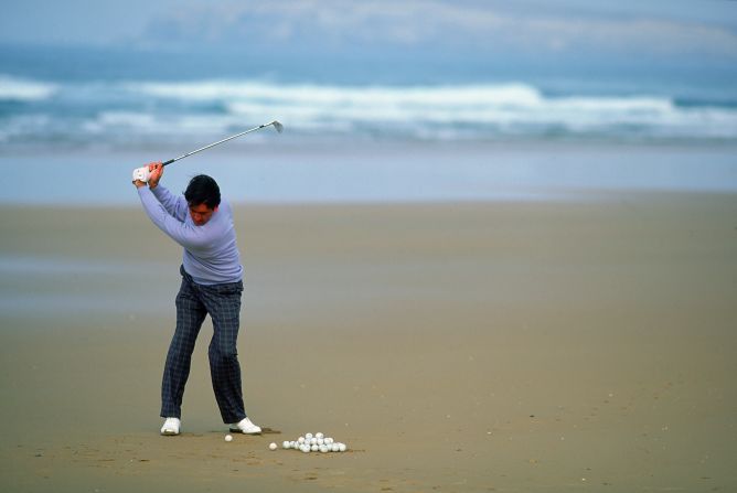 Ballesteros retained his links with Padrena his whole life and was laid to rest in the town. He often returned to the beach he learnt his craft on, this time with slightly better equipment.