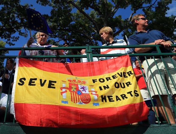 Ballesteros' popularity endures and at the 2012 Ryder Cup, his friend and European captain Jose Maria Olazabal -- as well as golf fans -- made sure he was remembered.
