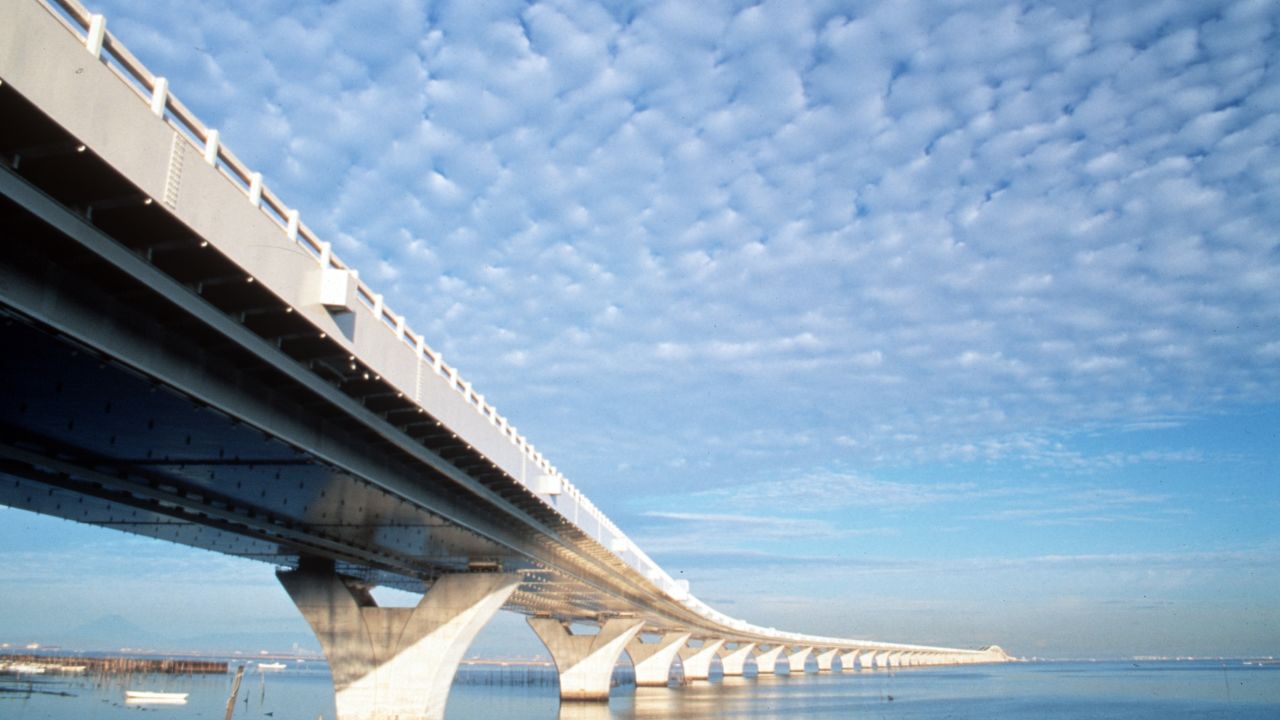 Tokyo's Aqua-Line: Bridge above, tunnel beneath. 