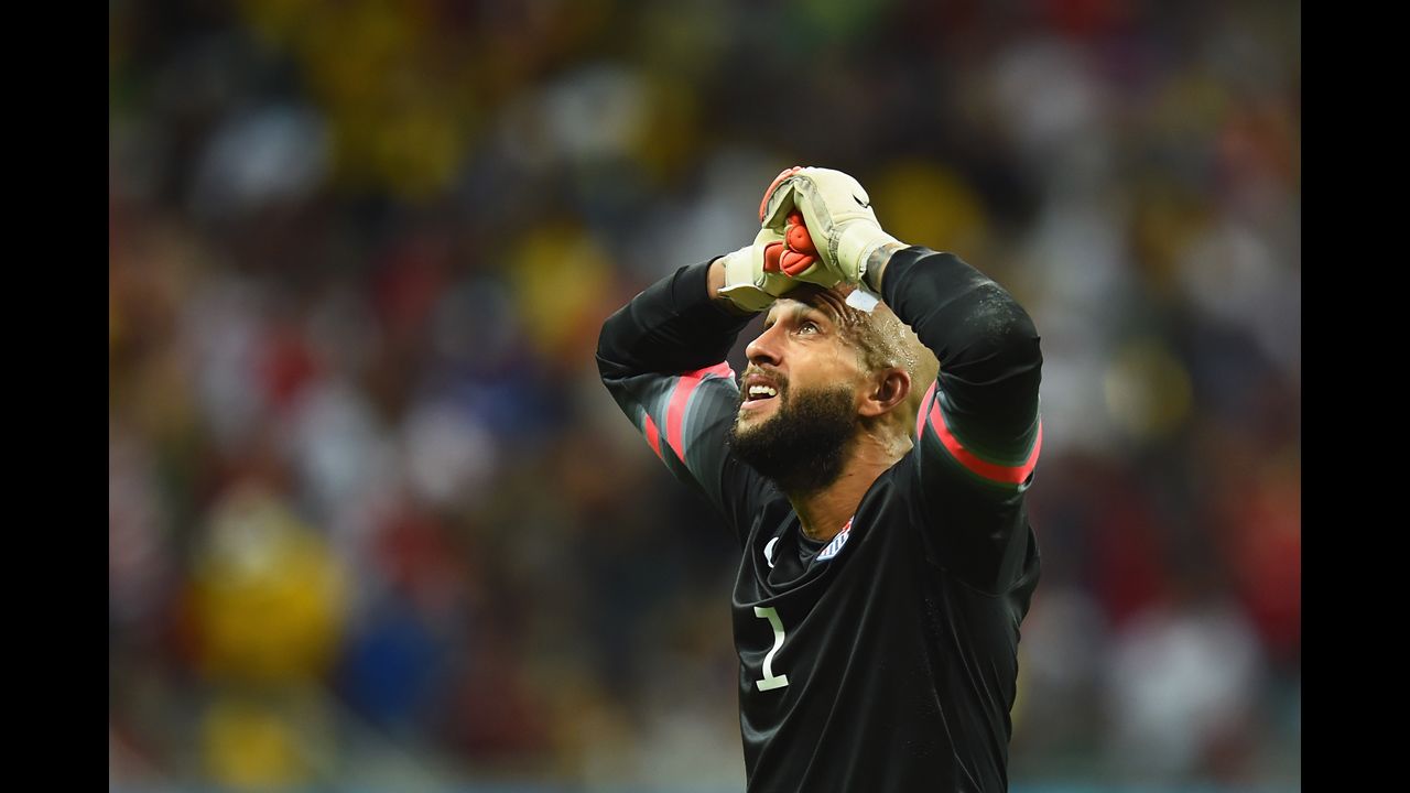 SALVADOR, BRAZIL - JULY 01: Tim Howard of the United States reacts during the 2014 FIFA World Cup Brazil Round of 16 match between Belgium and the United States at Arena Fonte Nova on July 1, 2014 in Salvador, Brazil.  (Photo by Jamie McDonald/Getty Images)
