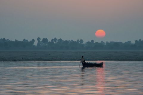 <a href="http://ireport.cnn.com/docs/DOC-953637">Gary Ashley </a>said this sunrise over India's Ganges River was "a sight that remained etched in his mind." He captured this image during a late summer vacation to the ancient spiritual center of Varanasi.