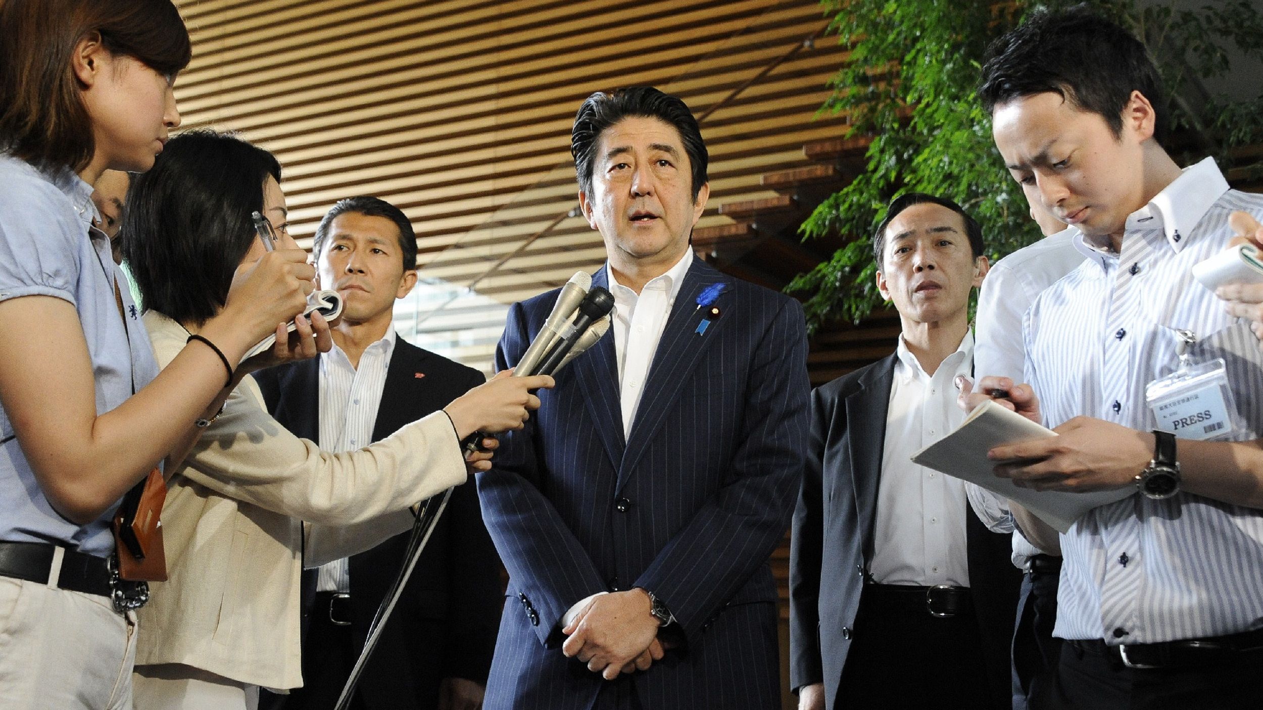 Japanese Prime Minister Shinzo Abe lays out his goals for the upcoming G7 summit.