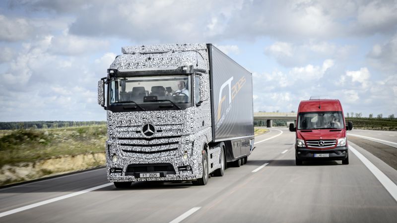 NextImg:Truck of the future aims to drive itself | CNN Business