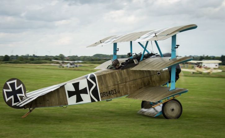 A direct copy of the Sopwith, the German Aces took a liking to the Fokker Dr1 Triplane model, namely Manfred von Richthofen - the legendary German fighter pilot who famously secured the highest kill rate of any aviator in World War I. 