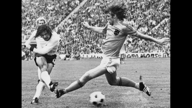 Gerd Müller (left): A World Cup winning goal against the Dutch in 1974