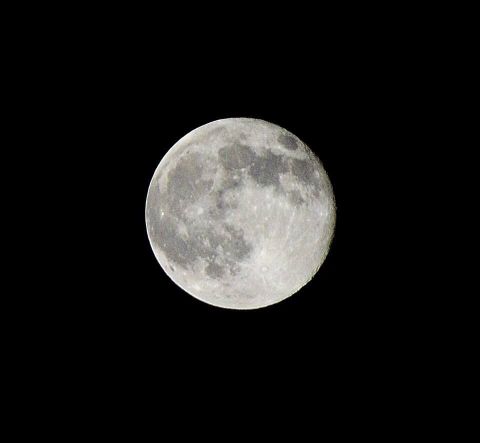 "Every supermoon and celestial event is an opportunity to practice and figure out what settings work best for different shots," <a href="http://ireport.cnn.com/docs/DOC-1152201">Talia Landman</a> of Orlando, Florida, said.