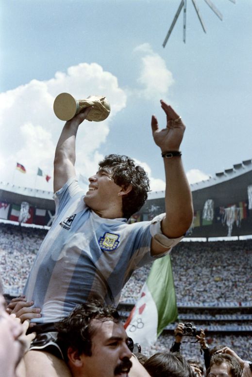 Maradona alcanzó la gloria y se ratificó como el mejor jugador del mundo en 1986.