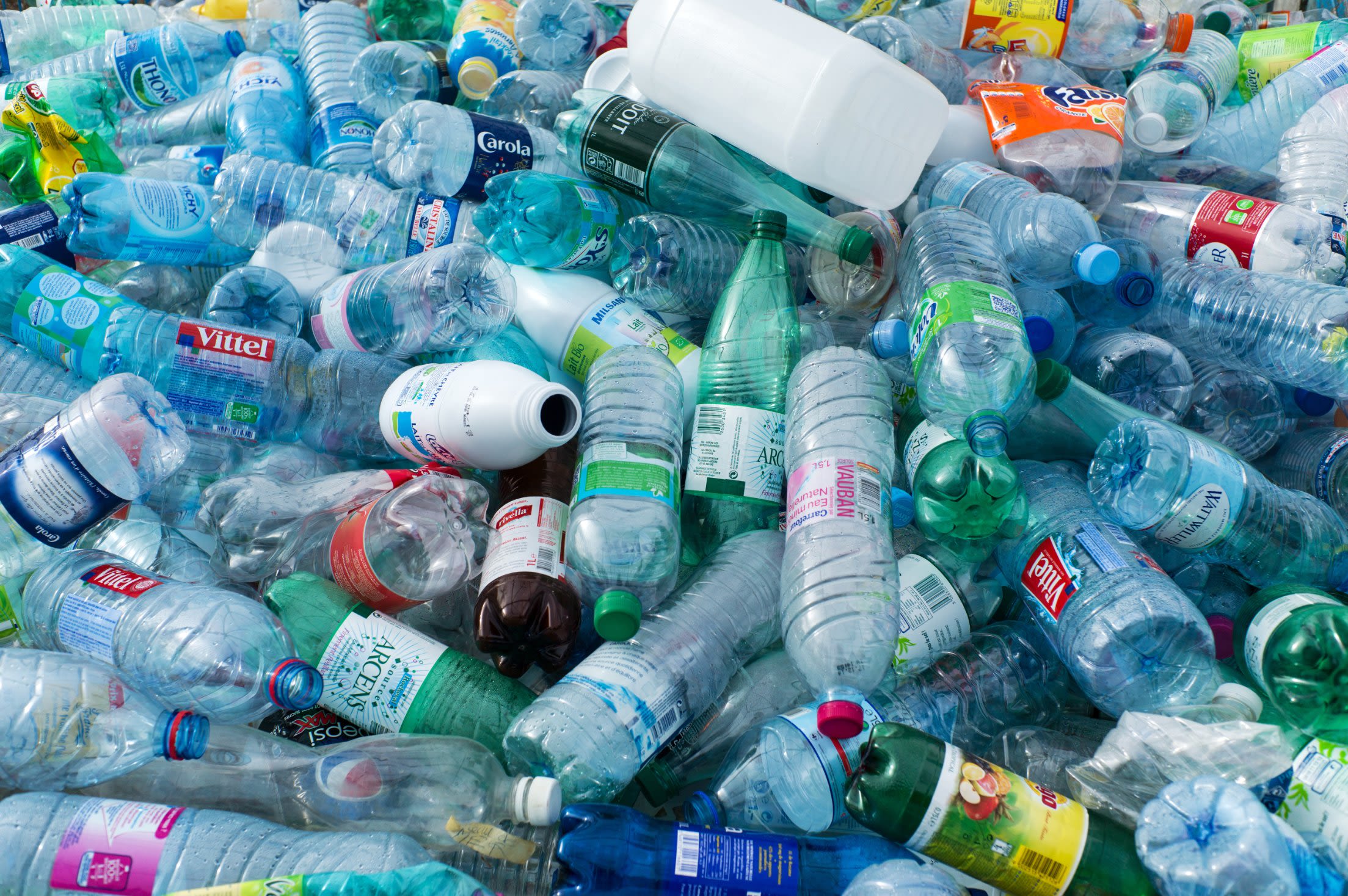 Alternatives to plastic water bottles