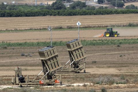 La 'Cúpula de Hierro' es el sistema antimisiles de Israel que se ha convertido desde hace un par de años en el elemento primordial de la protección de su territorio al interceptar en el aire los misiles lanzados desde Gaza.
