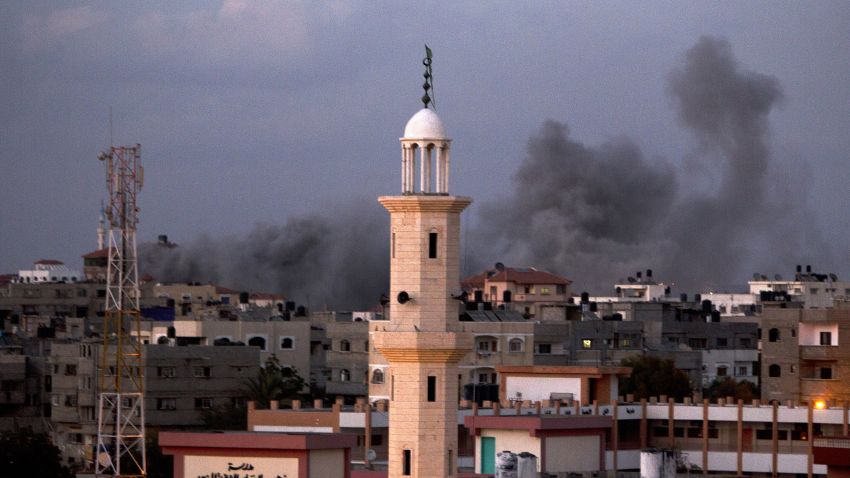 Smoke billows following an Israeli air strike in Gaza City on July 15, 2014. Prime Minister Benjamin Netanyahu pledged  to ramp up Israel's military campaign against Gaza, after an Egyptian truce plan failed to end eight days of cross-border fire.
