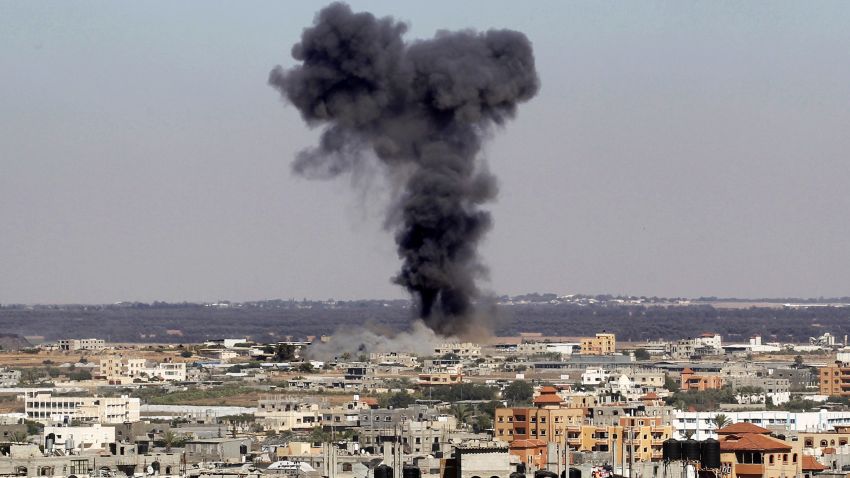 Smoke rises after an Israeli air strike in Rafah, in the southern Gaza Strip July 16, 2014. Four children were killed and several injured at a beach in Gaza City  medics said, in Israeli shelling witnessed by AFP journalists.