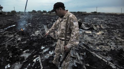 Malaysia Airlines: Crash site in Ukraine goes neglected | CNN