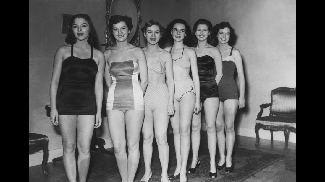 Circa 1940, from left, actresses Joan Collins, Pauline Andress, Veronica Hurst, Janice Lothian, Mavis Greenaway and Norma Maden stand for their screen test at Shepperton Studios, where they were vying for a role in the film "Beauty Queen." 