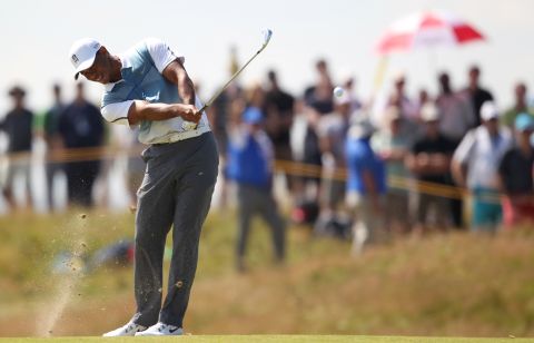 The thousands following him cheered as he went on a run of five birdies in six holes.