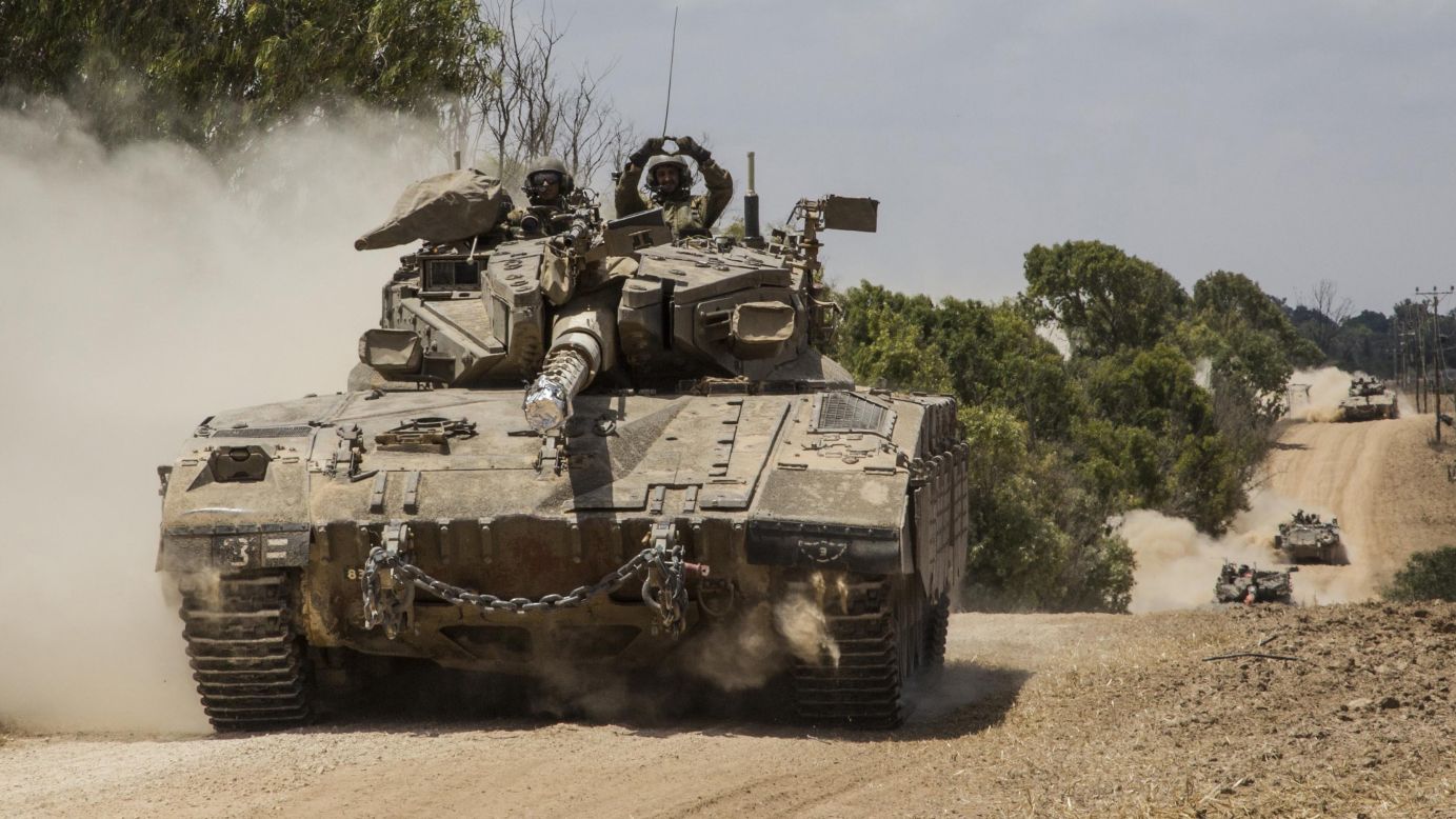 Israeli ground forces move to the Gaza border on July 18.