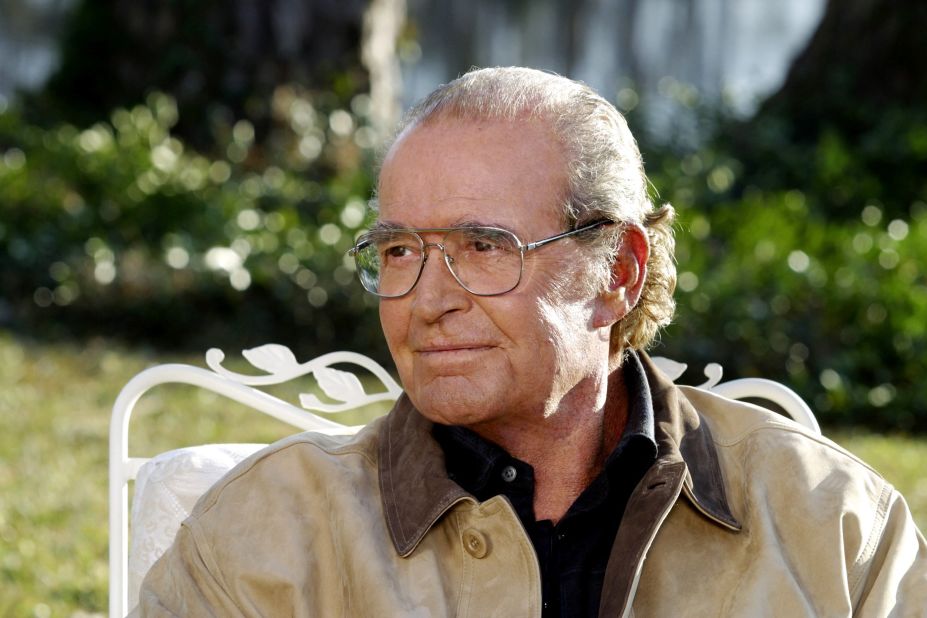 James Garner appears in character in "The Notebook" in 2004.