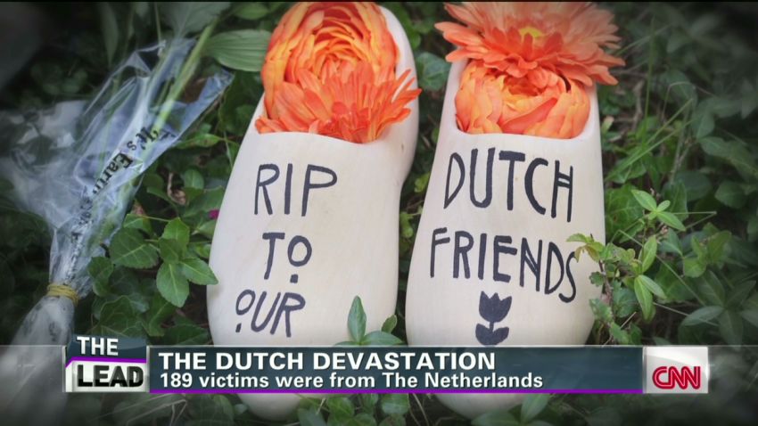 lead dnt sciutto netherlands mh17 victims_00005230.jpg