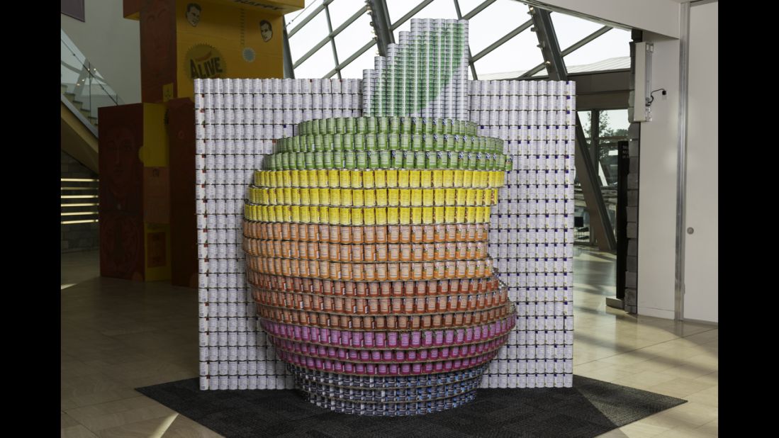 AECOM's Apple "cansculpture" included nearly 5,000 cans.