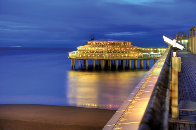 Scheveningen Pier in The Netherlands stands out because of its unusual construction, which comprises four island-type sections and upper and lower areas.