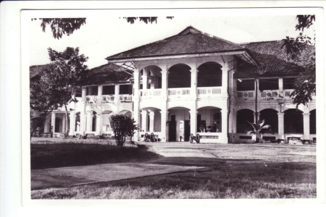 Singapore's Capella hotel once served as the Royal Artillery Officers' Mess, seen here in the 1950s. 
