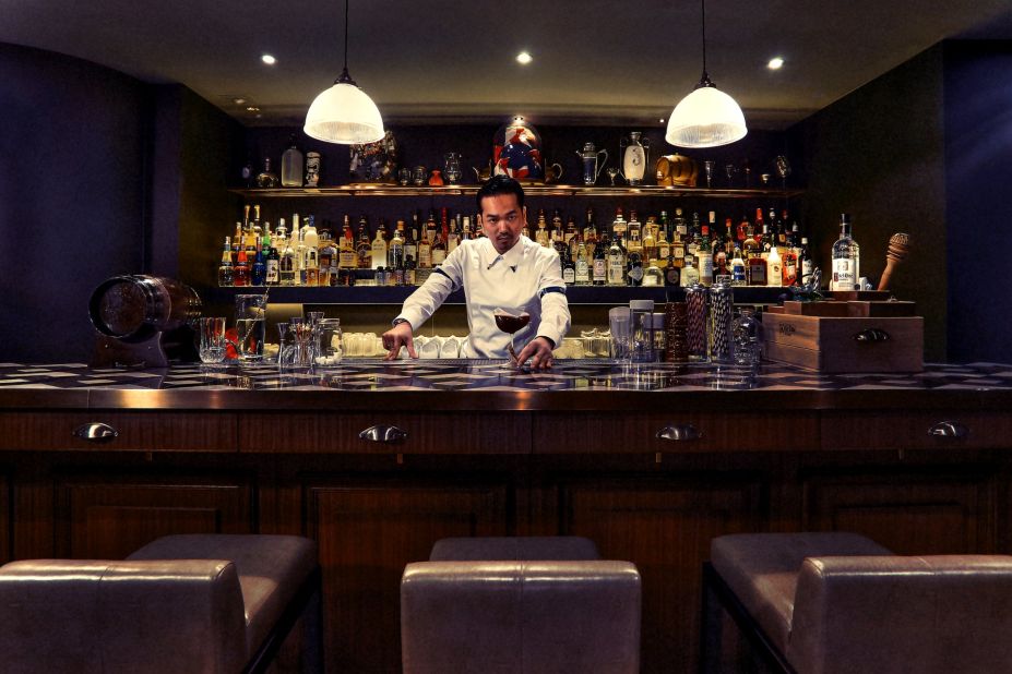 Inspired by Hong Kong's colonial roots, Antonio Lai brings award-winning cocktails to The Envoy.