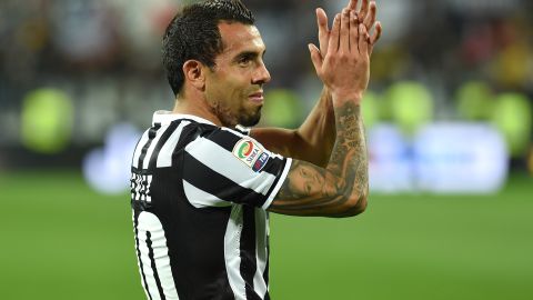 Carlos Tevez showed his appreciation for his fans on Twitter and Facebook following his father's release.  