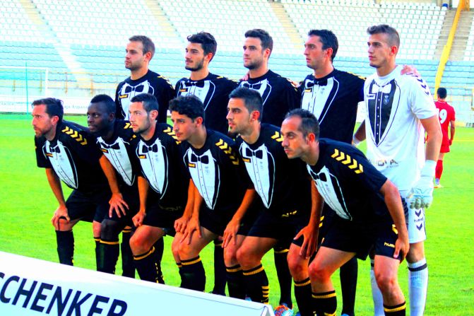 The eye-catching tuxedo kit of Spanish lower-league team Cultural Leonesa was worn by players in a preseason tournament.
