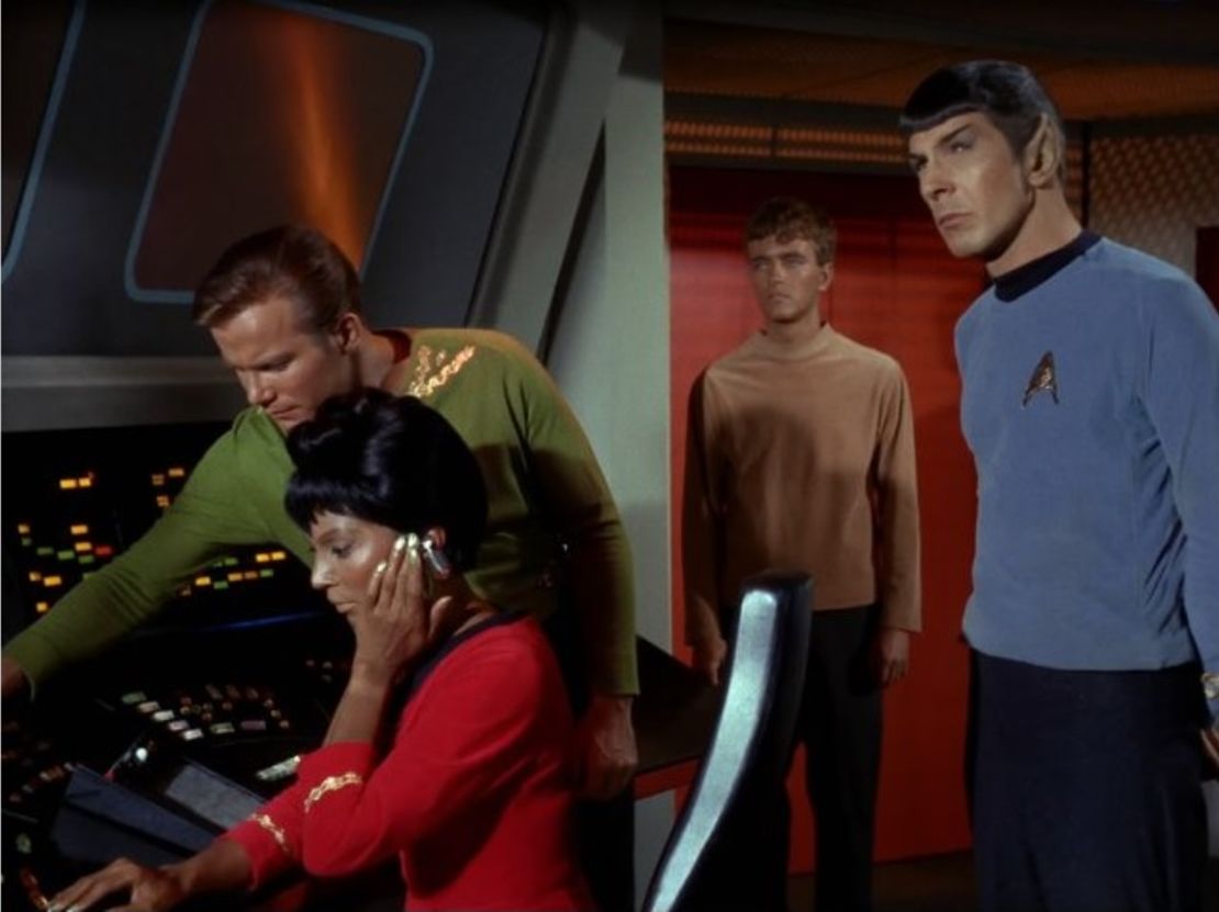 Leonard Nimoy, William Shatner, Nichelle Nichols and Robert Walker in 'Star Trek' (1966)