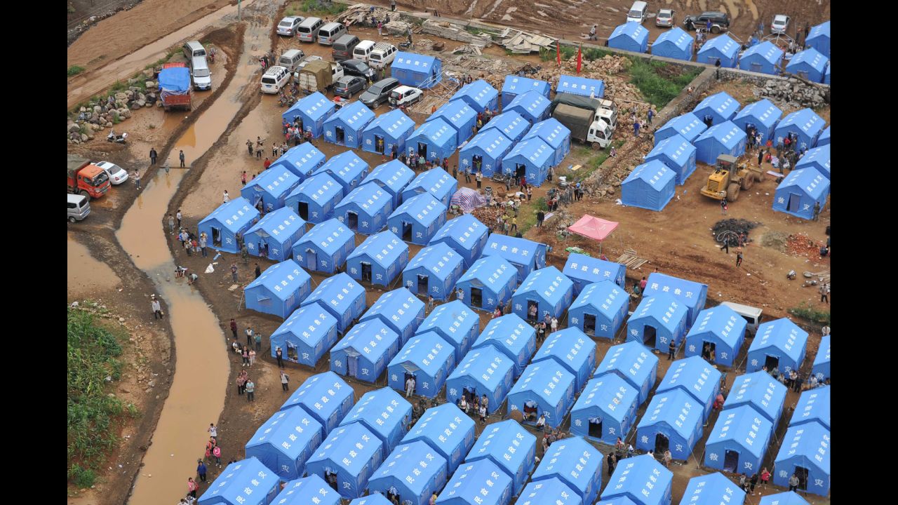 Temporary shelters are set up in Longtoushan on August 4.