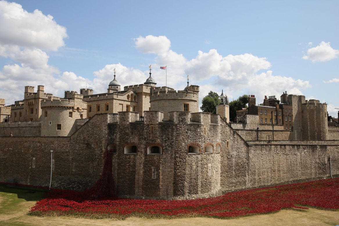 The Tower of London is marking the 100th anniversary of the outbreak of World War I with a dramatic art installation using thousands of ceramic poppies surrounding the battlements. Poppies have long been used as a symbol to remember those killed in conflict, particularly during the two world wars that consumed Europe during the last century.