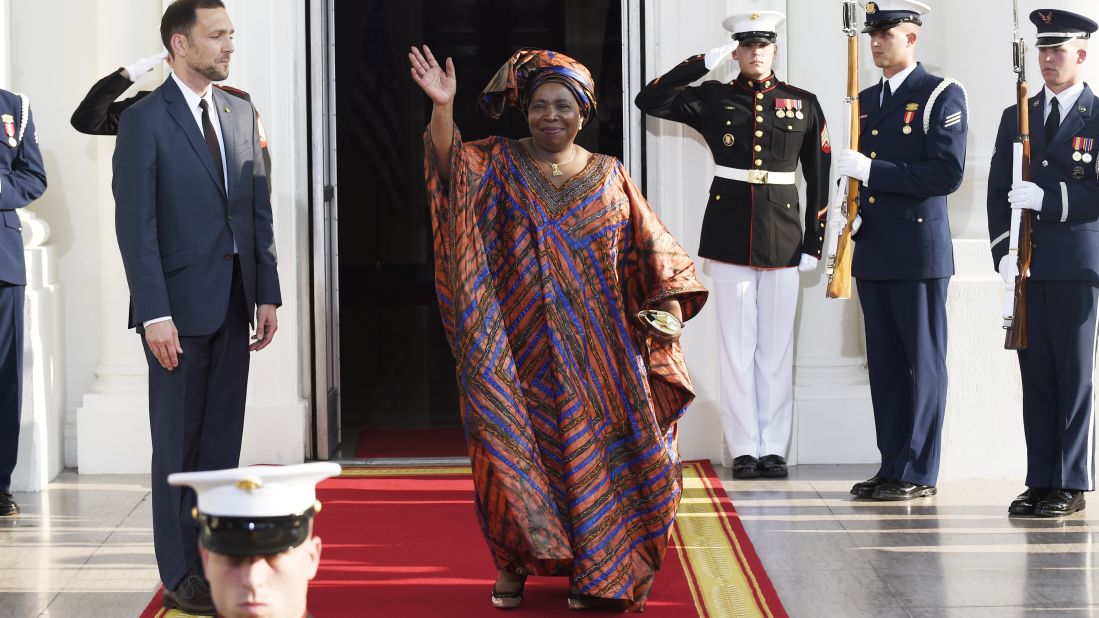 African Union Commission Chairperson Nkosazana Dlamini Zuma is greeted by U.S. Chief of Protocol Peter A. Selfridge on the North Portico of the White House. 