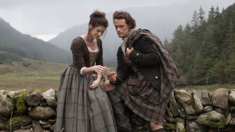 Claire Randall (Caitriona Balfe) and Jamie Fraser (Sam Heughan) on the Starz show "Outlander"