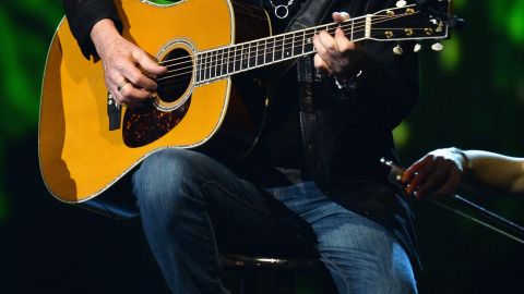 When Peter Frampton, pictured here in January, tells you to stop videotaping during a show, you should do what you're told. One fan in the front row at Frampton's August 3, 2014, show in Carmel, Indiana, learned this the hard way. After the fan refused to stop taping the show, <a href="http://ke9v.wordpress.com/2014/08/04/frampton-comes-alive-again/" target="_blank" target="_blank">Frampton took his device</a> and threw it offstage. It looks like the audience supported Frampton's decision: <a href="https://www.facebook.com/PeterFrampton" target="_blank" target="_blank">He posted a thank you on Facebook</a> to the "eyewitnesses who came forward to explain how annoying 'Team Distraction' actually were." Frampton's not the only celebrity who's had some stage drama -- which sometimes even results in a walk-off: