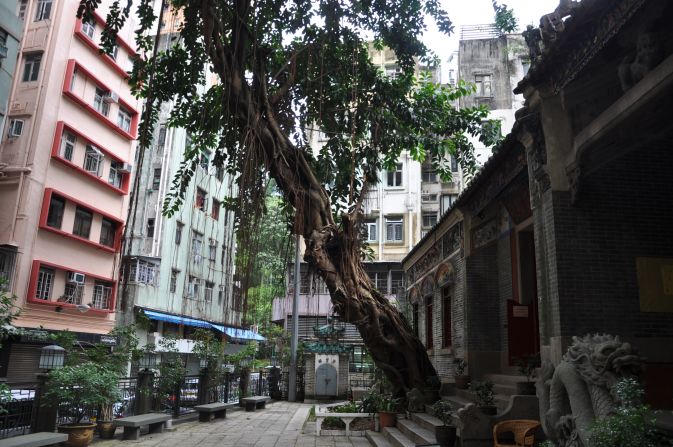 Pak Tai Temple, a Taoist temple built in 1863, provides an uplifting burst of incense-scented calm in the city.