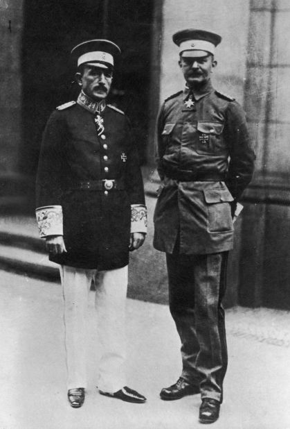 Dr. Heinrich Albert Schnee (left) with von Lettow-Vorbeck in Berlin 1919. The pair were responsible for the political and military administration of German East Africa (modern Tanzania, Burundi und Rwanda) until the colony was lost after World War I.