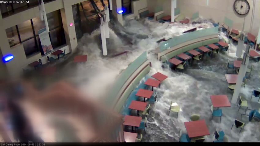 dnt khgi flash flood in hospital_00000703.jpg