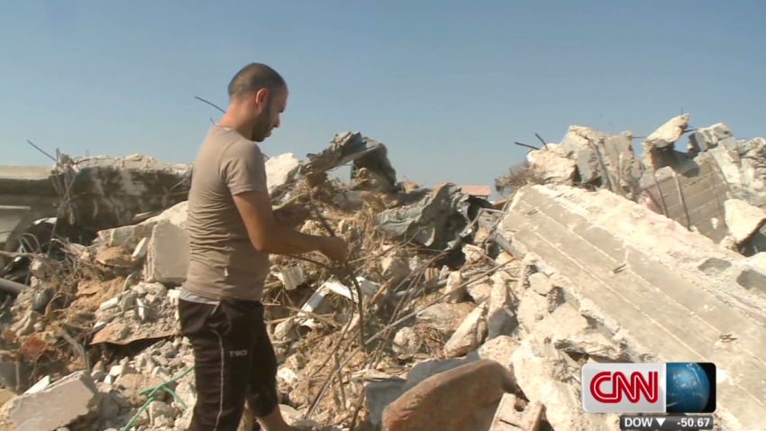 pkg pleitgen gaza displaced_00015905.jpg