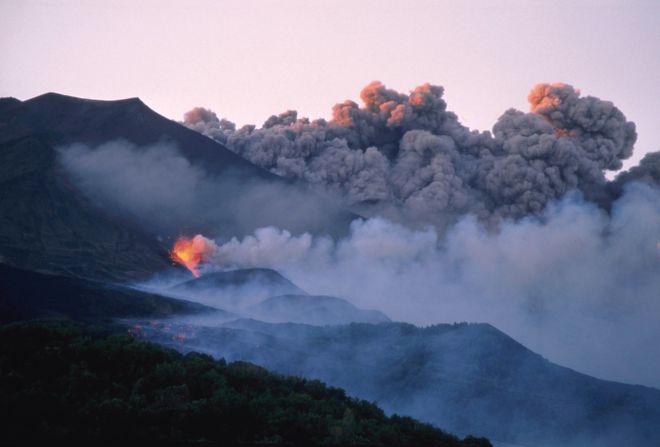 The volcano is always bubbling and up to something. It's possible to catch a fantastic shot of Italy's Mount Etna looming over the picturesque town of Catania while Mother Nature is in action.