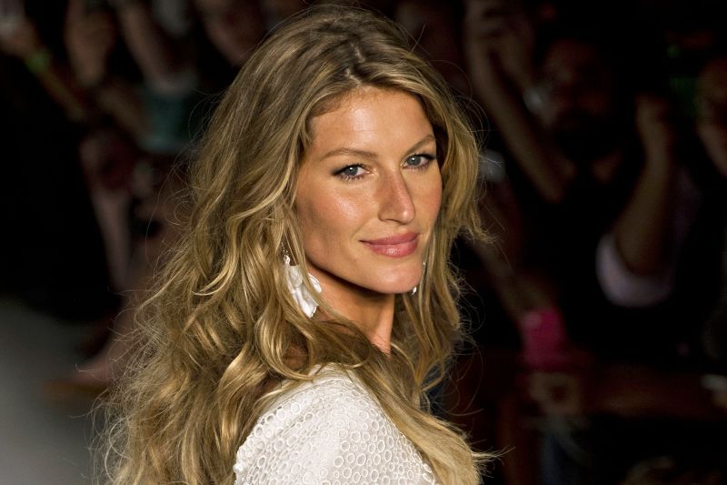 Gisele Bündchen apologizes for comments on young models | CNN