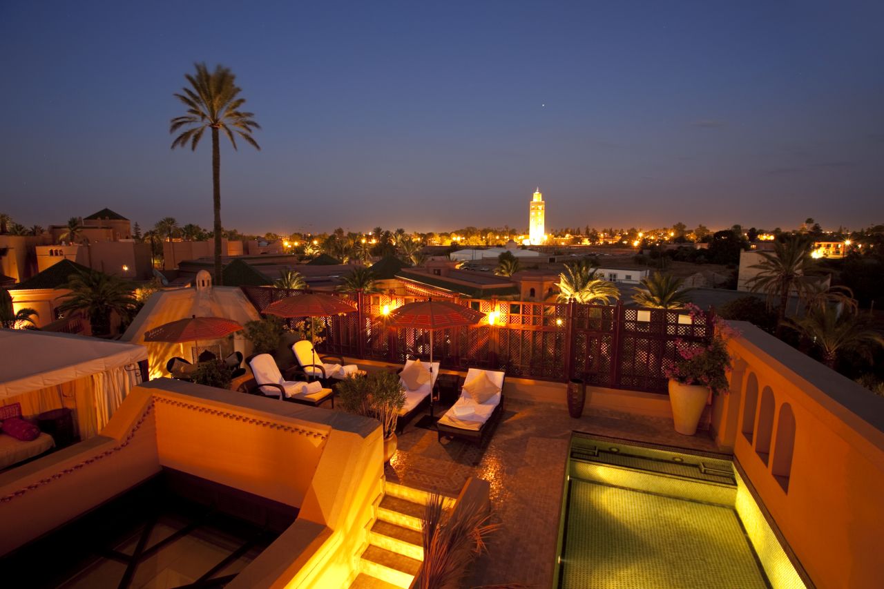 <strong>Royal Mansour: </strong>At Royal Mansour you can watch the buzzing "Red City" from a private terrace with plunge pool. 