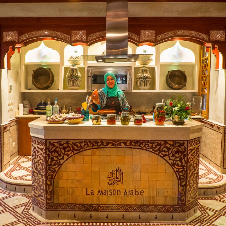 Cooking workshops are conducted by a dada (traditional Moroccan cook) or a chef from the La Maison Arabe restaurant.