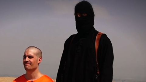 American journalist James Foley -- who disappeared in 2012 in Syria -- was executed by a hooded ISIS militant.