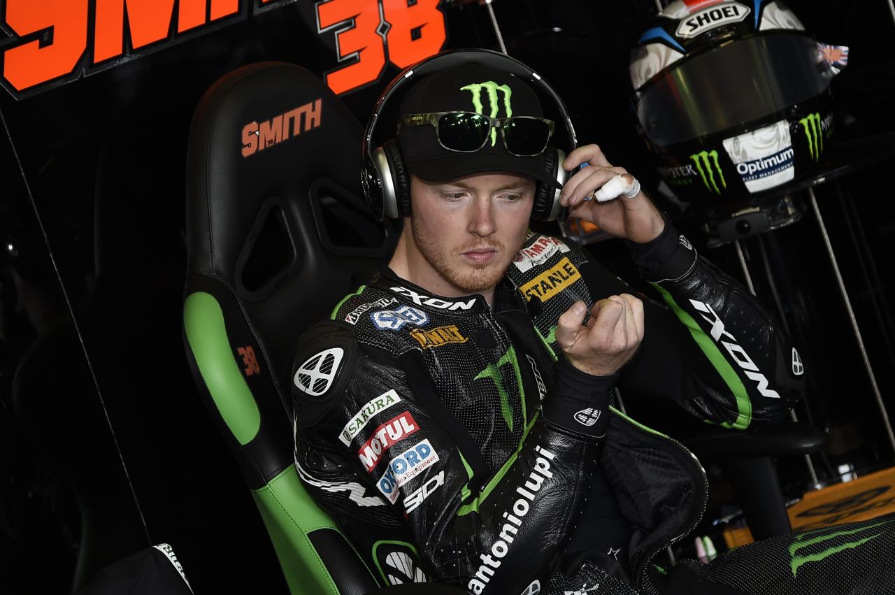 Fellow Briton Bradley Smith has signed a new contract with the Yamaha Tech3 team after picking up 65 points so far this season.