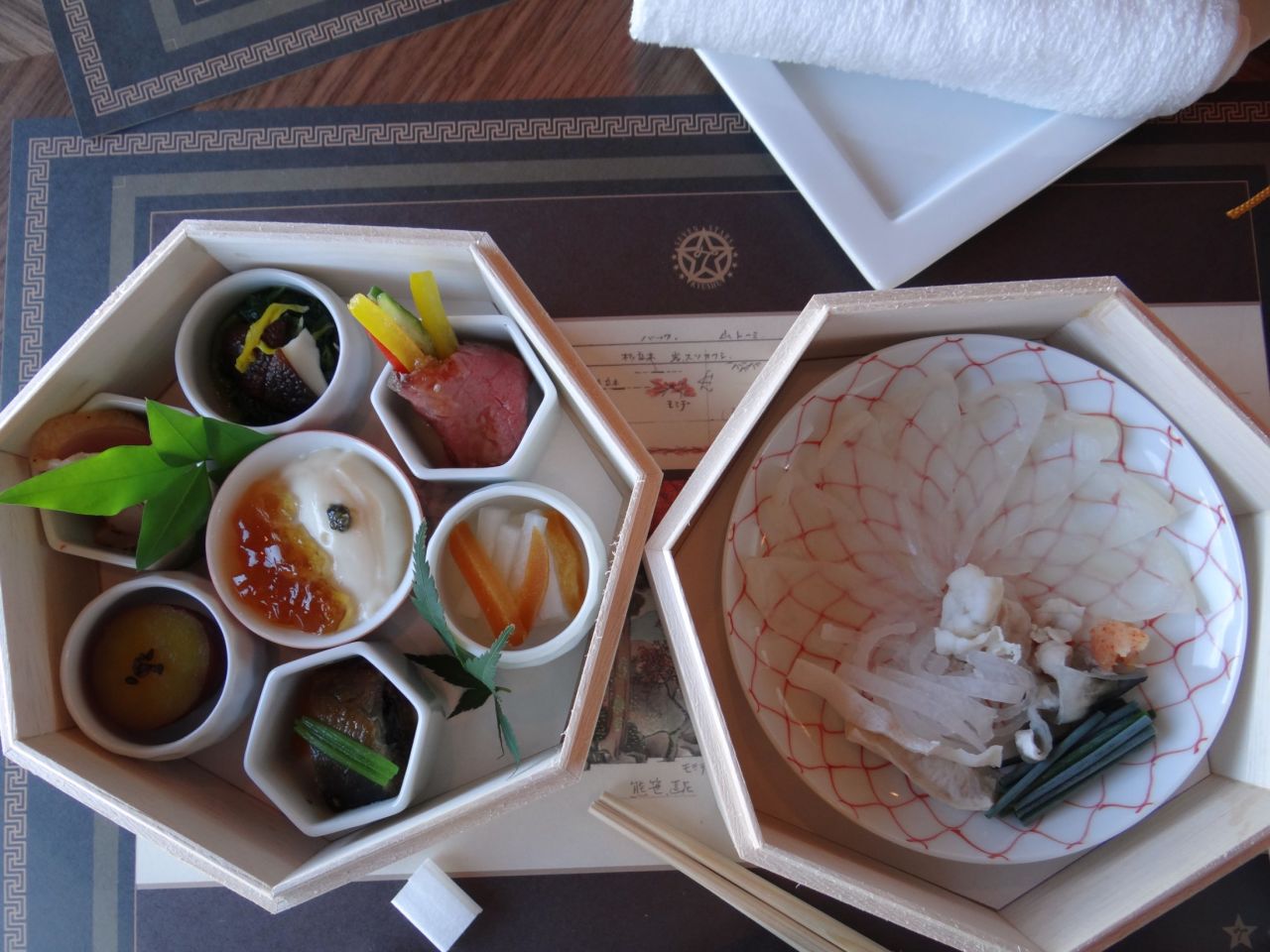 What's for lunch? A selection of amuse-bouches of locally-sourced produce are offered to begin with. 