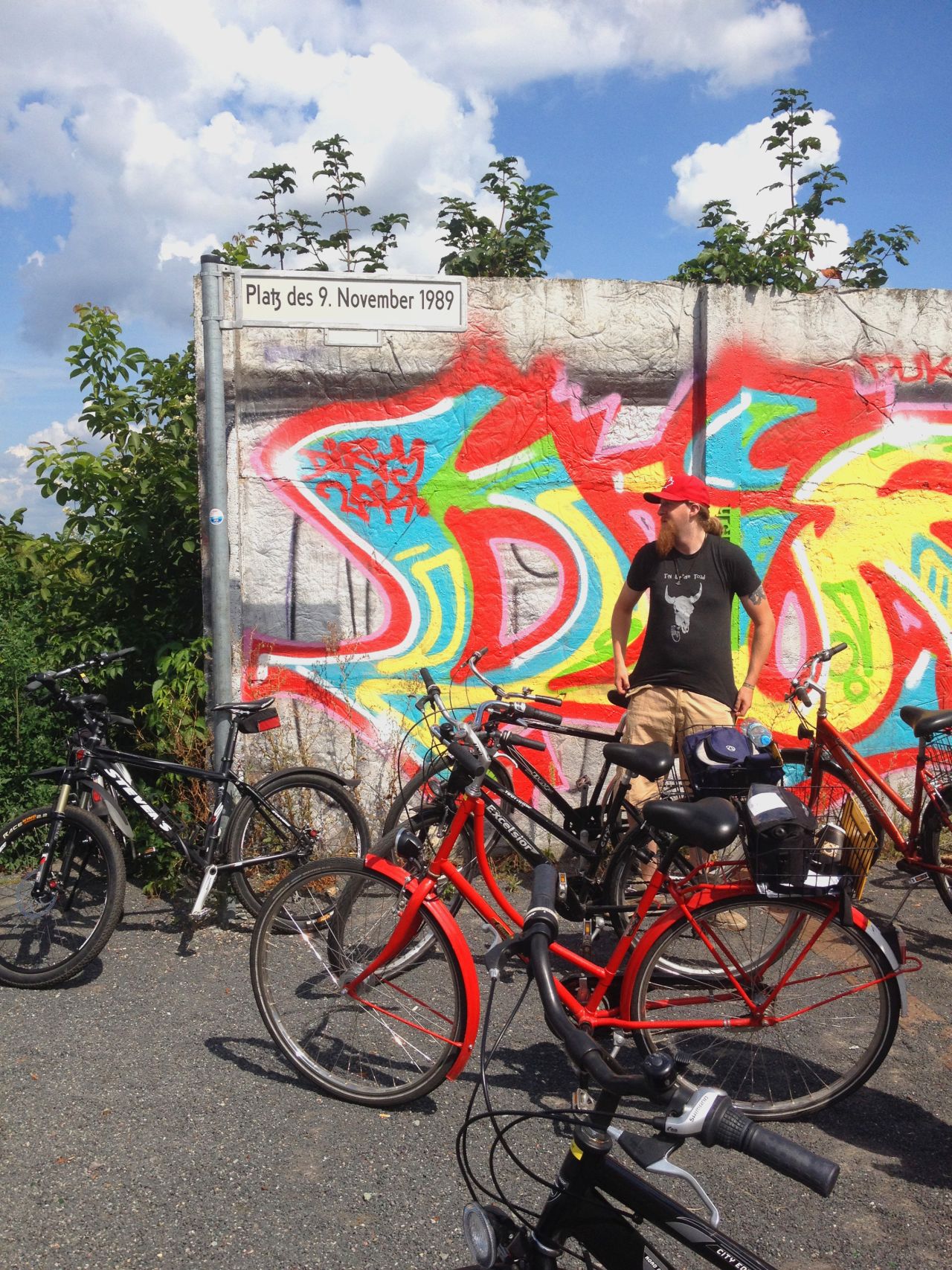 berlin wall cycle tour