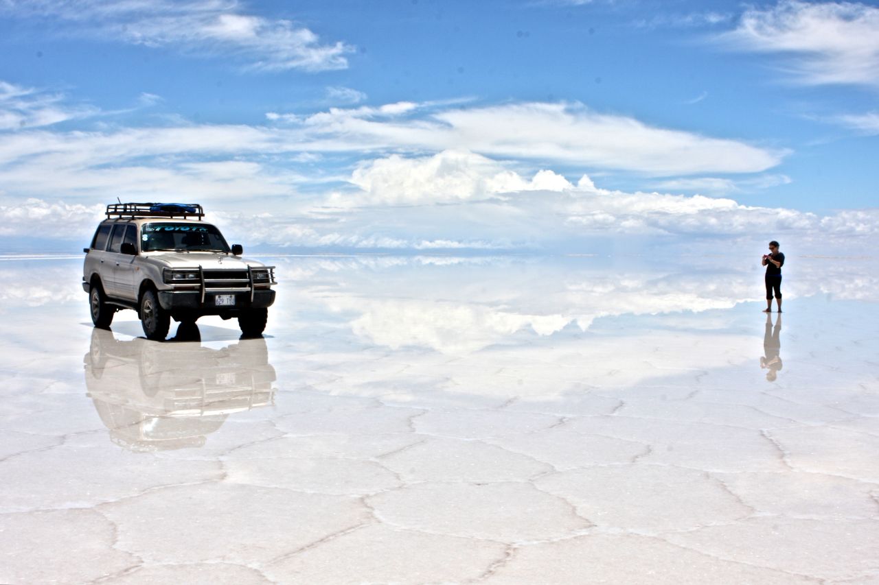 At Bolivia's otherworldly salt flats, or <a href="http://ireport.cnn.com/docs/DOC-725841">Salar de Uyuni</a>, it can be hard to distinguish the ground from the sky. "Out of all of my travels this could be the most amazing place I've ever been," said Neal Piper.