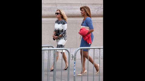 "Today" show co-hosts Kathie Lee Gifford and Hoda Kotb 